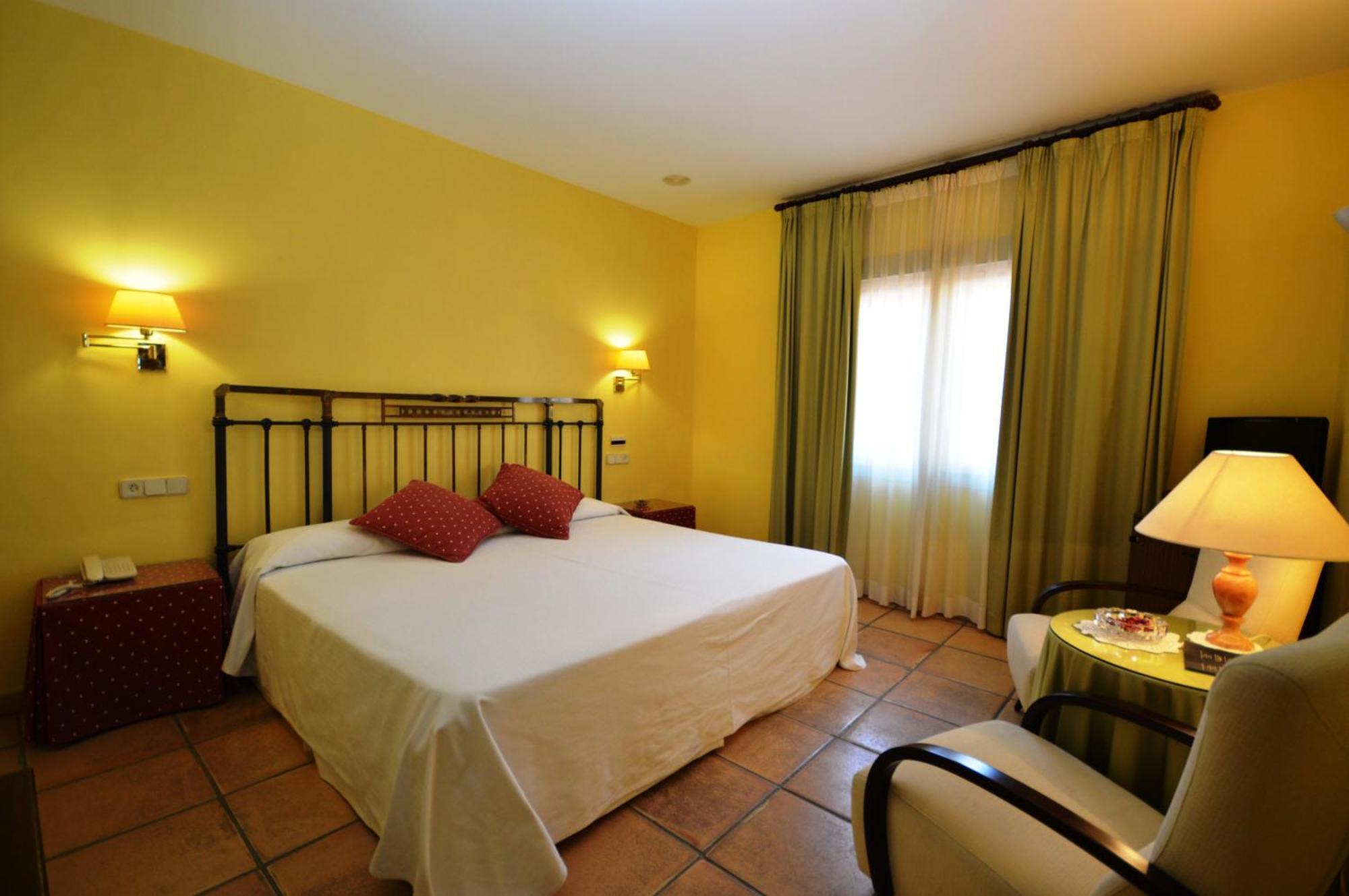 Hotel Can Ceret Sant Pere Pescador Room photo