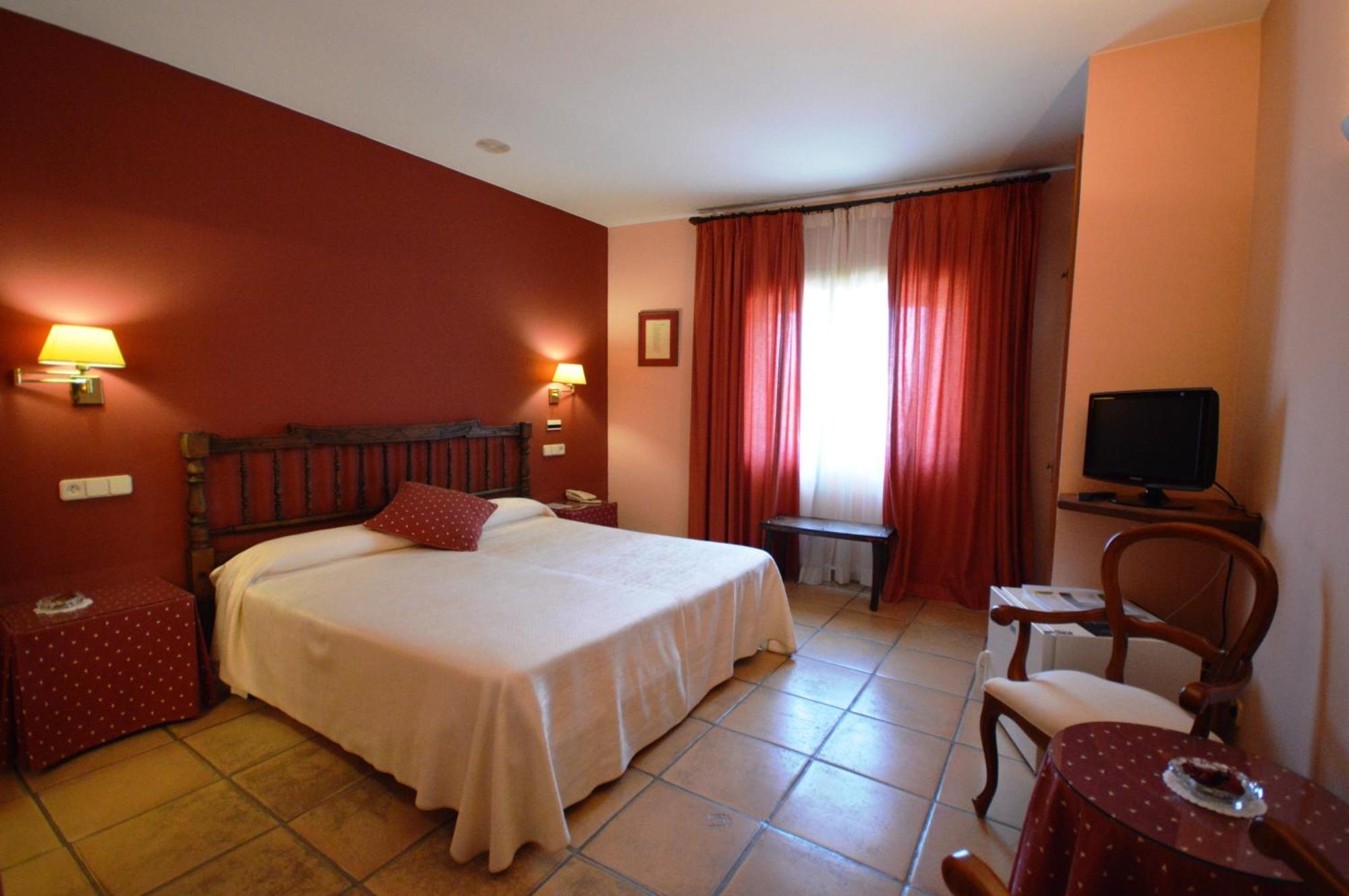 Hotel Can Ceret Sant Pere Pescador Room photo